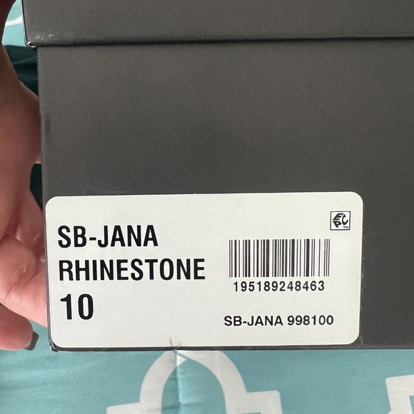 Sparkly booties - Picture 6 of 6